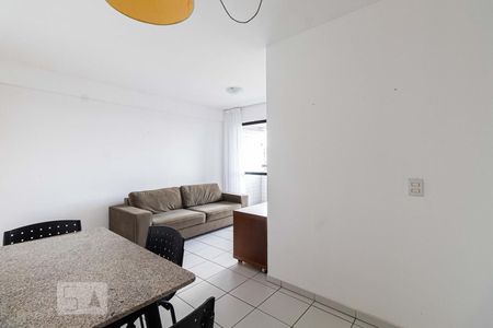 Sala de apartamento para alugar com 2 quartos, 80m² em Torre, Recife