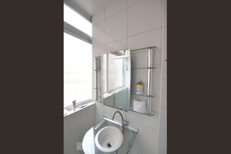 Banheiro de apartamento à venda com 1 quarto, 33m² em Aclimação, São Paulo