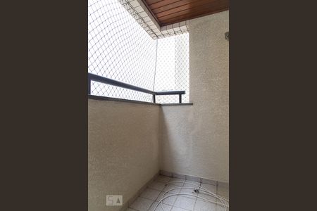 Varanda de apartamento à venda com 3 quartos, 68m² em Chácara Inglesa, São Paulo