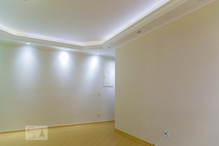 Sala de apartamento à venda com 3 quartos, 68m² em Chácara Inglesa, São Paulo