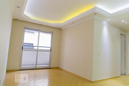 Sala de apartamento à venda com 3 quartos, 68m² em Chácara Inglesa, São Paulo