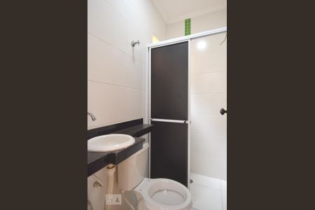Banheiro de apartamento à venda com 1 quarto, 24m² em Penha de França, São Paulo