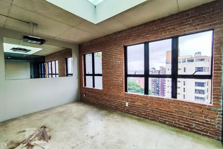 Sala de apartamento à venda com 1 quarto, 140m² em Vila Suzana, São Paulo