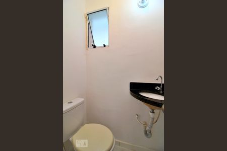 Lavabo de casa de condomínio à venda com 3 quartos, 137m² em Vila Eldízia, Santo André