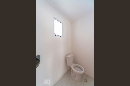 Lavabo de casa de condomínio à venda com 3 quartos, 137m² em Vila Eldízia, Santo André