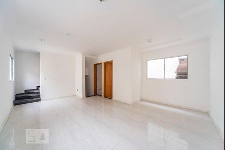Sala de casa de condomínio à venda com 3 quartos, 137m² em Vila Eldízia, Santo André