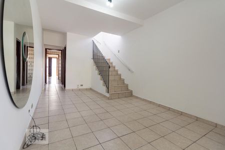 Sala de casa para alugar com 3 quartos, 150m² em Vila Tiradentes, São Paulo