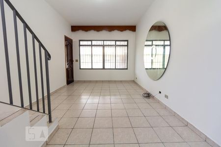 Sala de casa para alugar com 3 quartos, 150m² em Vila Tiradentes, São Paulo