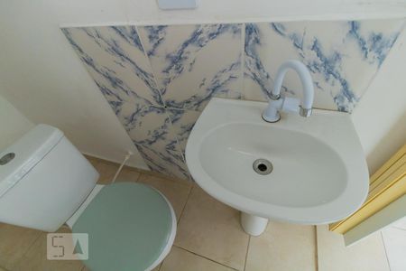 Detalhe banheiro de casa de condomínio para alugar com 2 quartos, 55m² em Jardim Belem, São Paulo