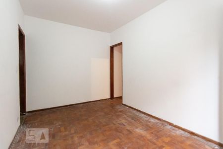 Sala de casa para alugar com 2 quartos, 60m² em Vila Carmosina, São Paulo