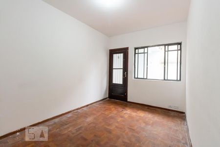 Sala de casa para alugar com 2 quartos, 60m² em Vila Carmosina, São Paulo