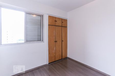 Quarto 1 de apartamento para alugar com 2 quartos, 50m² em Alto da Lapa, São Paulo