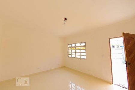 Sala de casa à venda com 2 quartos, 125m² em Vila Nova Carolina, São Paulo