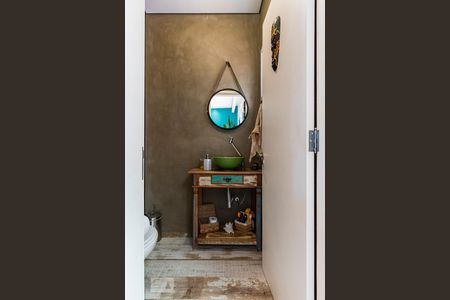 1o. Andar - Lavabo de casa à venda com 4 quartos, 270m² em Cursino, São Paulo