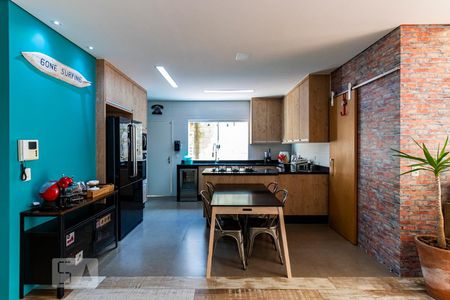 1o. Andar - Cozinha de casa para alugar com 4 quartos, 270m² em Cursino, São Paulo