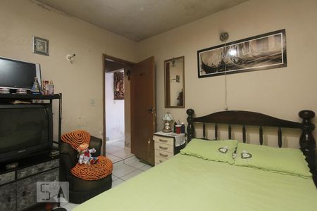 QUARTO 1 de casa à venda com 3 quartos, 220m² em Rubem Berta, Porto Alegre