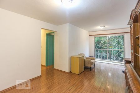 Sala de Estar de apartamento à venda com 2 quartos, 70m² em Jardim Olympia, São Paulo