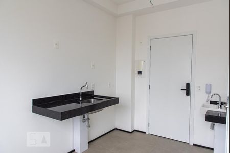 Cozinha de kitnet/studio à venda com 1 quarto, 17m² em Liberdade, São Paulo