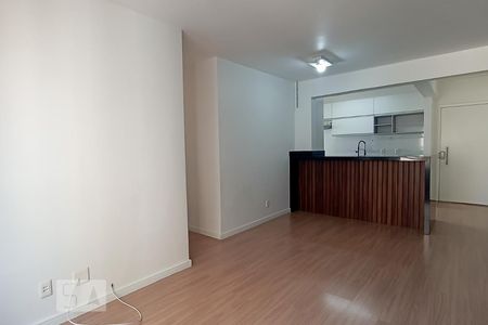 Sala de apartamento para alugar com 3 quartos, 69m² em Vila Iracema, Barueri