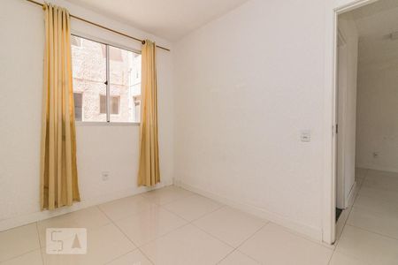 Dormitório de apartamento à venda com 2 quartos, 40m² em Hípica, Porto Alegre