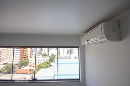 Sala de apartamento à venda com 2 quartos, 71m² em Centro, Canoas