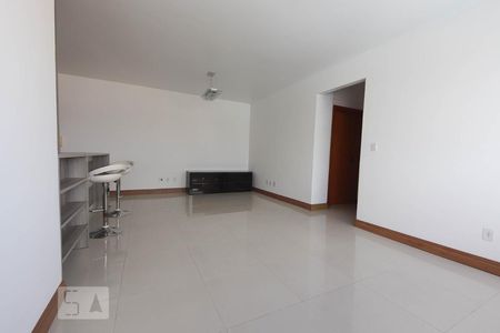 Sala de apartamento à venda com 2 quartos, 71m² em Centro, Canoas