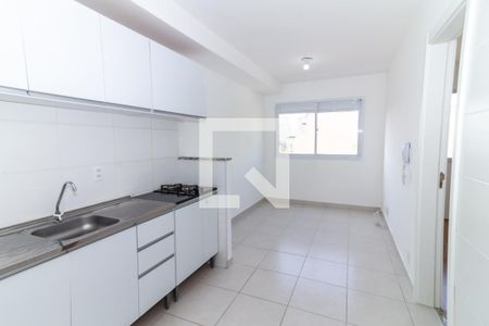 Sala/Cozinha de apartamento para alugar com 1 quarto, 28m² em Água Branca, São Paulo