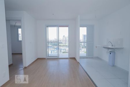 Sala de apartamento para alugar com 2 quartos, 46m² em Parque Industrial Tomas Edson, São Paulo