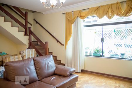 Sala de casa para alugar com 3 quartos, 175m² em Rudge Ramos, São Bernardo do Campo