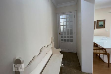Hall de apartamento para alugar com 2 quartos, 75m² em Vila Olímpia, São Paulo