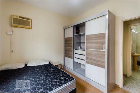 Quarto de apartamento para alugar com 1 quarto, 55m² em Boqueirão, Santos