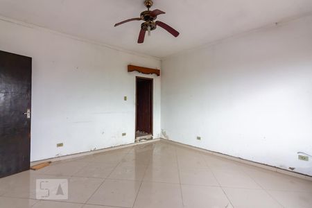 Suíte de casa à venda com 3 quartos, 100m² em Santo Antônio, Osasco