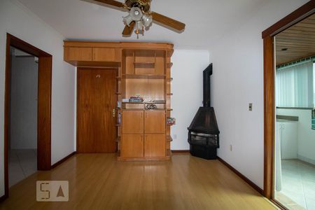 Sala de apartamento para alugar com 3 quartos, 95m² em Jardim Lindóia, Porto Alegre