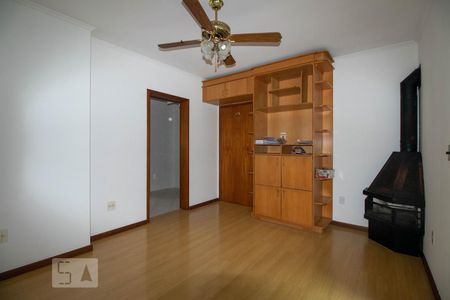 Sala de apartamento para alugar com 3 quartos, 95m² em Jardim Lindóia, Porto Alegre