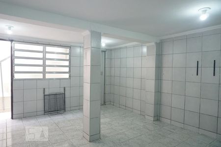 Suíte de casa para alugar com 3 quartos, 150m² em Vila Ré, São Paulo