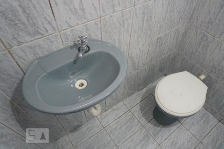 Banheiro da Suíte de casa para alugar com 3 quartos, 150m² em Vila Ré, São Paulo