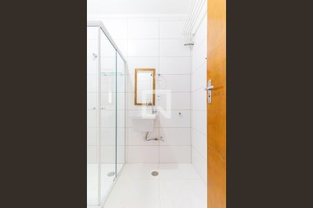 Banheiro/Lavanderia de kitnet/studio para alugar com 1 quarto, 30m² em Conjunto Residencial Salvador Tolezani, São Paulo