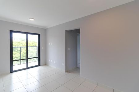 Sala de apartamento para alugar com 3 quartos, 64m² em Parque Brasília, Campinas