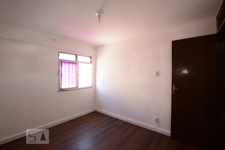 Quarto 1 de apartamento para alugar com 2 quartos, 43m² em Irajá, Rio de Janeiro