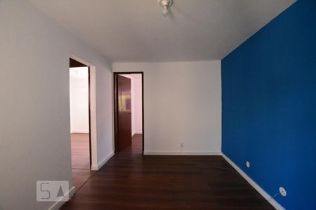 Sala de apartamento para alugar com 2 quartos, 43m² em Irajá, Rio de Janeiro