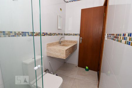 Banheiro da Suíte 1 de apartamento para alugar com 2 quartos, 158m² em Balneario Cidade Atlantica, Guarujá
