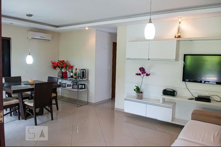 Sala de casa à venda com 3 quartos, 190m² em Tanque, Rio de Janeiro
