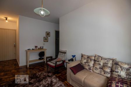 Sala de apartamento para alugar com 2 quartos, 87m² em São Sebastião, Porto Alegre