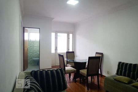 Sala de casa à venda com 3 quartos, 176m² em Vila Mesquita, São Paulo