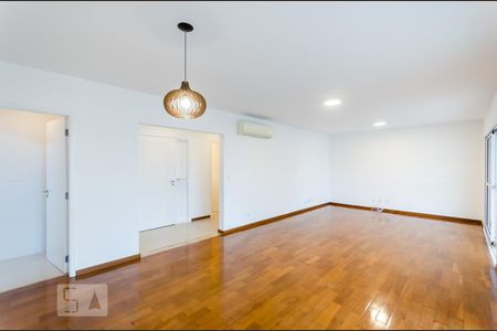 Sala de apartamento para alugar com 4 quartos, 204m² em Embaré, Santos