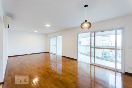 Sala de apartamento para alugar com 4 quartos, 204m² em Embaré, Santos