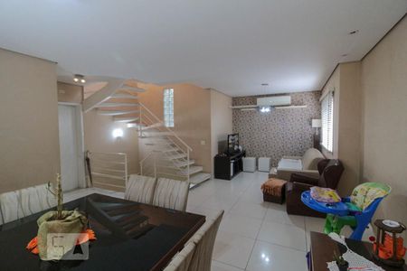 Sala de casa de condomínio para alugar com 4 quartos, 154m² em Bosque da Saúde, São Paulo