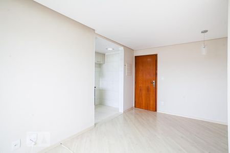 Sala de apartamento para alugar com 2 quartos, 58m² em Vila Camilopolis, Santo André