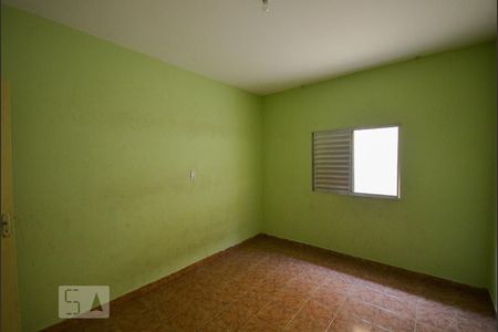 Quarto 1 de casa para alugar com 2 quartos, 70m² em Vila Firmiano Pinto, São Paulo