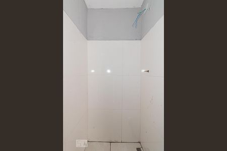 Banheiro de kitnet/studio para alugar com 1 quarto, 20m² em Vila Guilherme, São Paulo